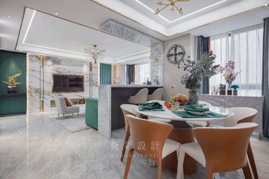 杭州轻奢风格大宅装修效果图 临江花园180方轻奢风装修案例餐厅1.jpg