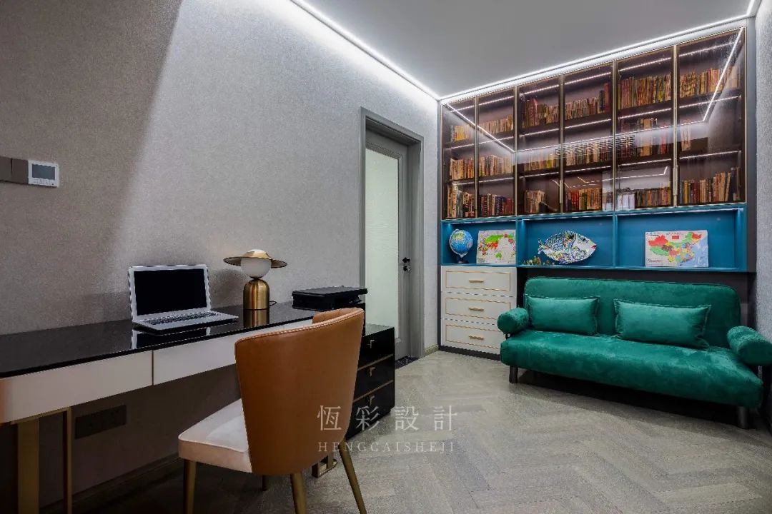 杭州轻奢风格大宅装修效果图 临江花园180方轻奢风装修案例书房1.jpg
