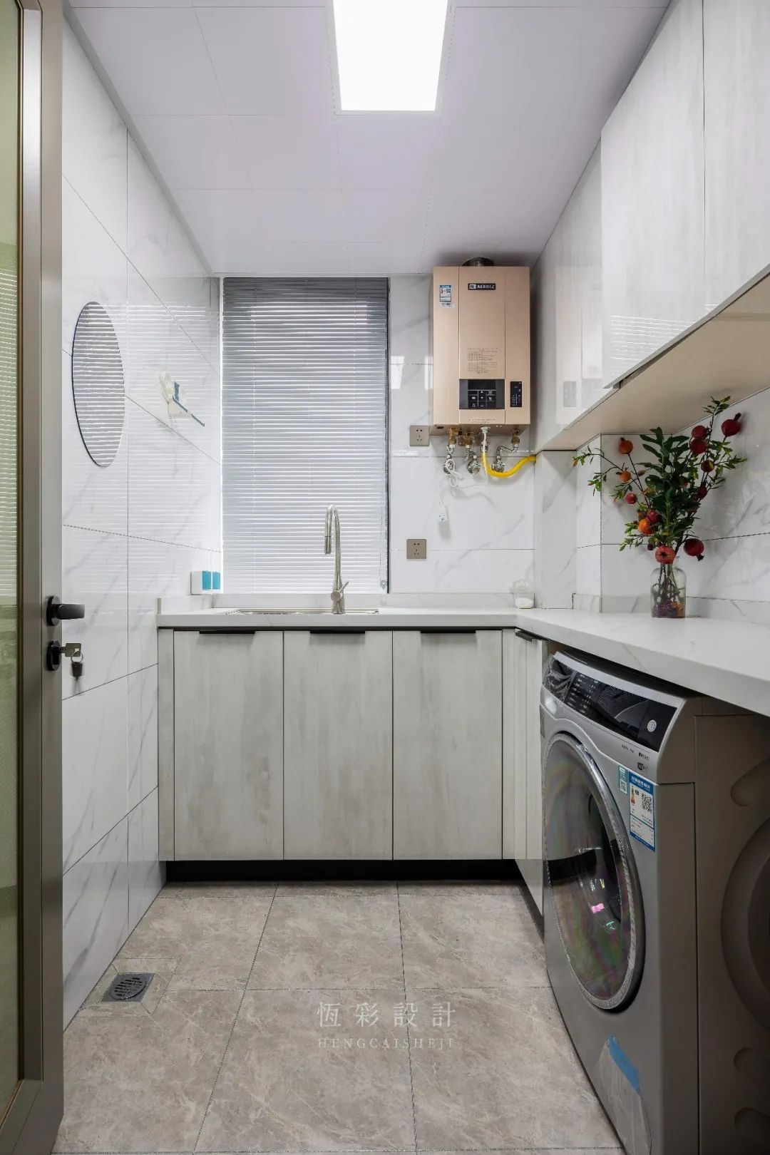 杭州轻奢风格大宅装修效果图 临江花园180方轻奢风装修案例洗衣房1.jpg