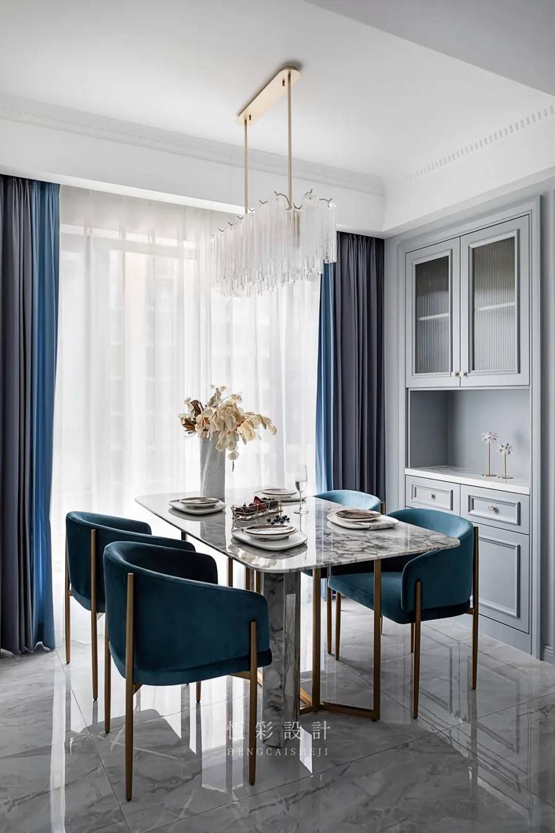 杭州全案设计140平米装修成现代轻奢风格金色时光装修案例